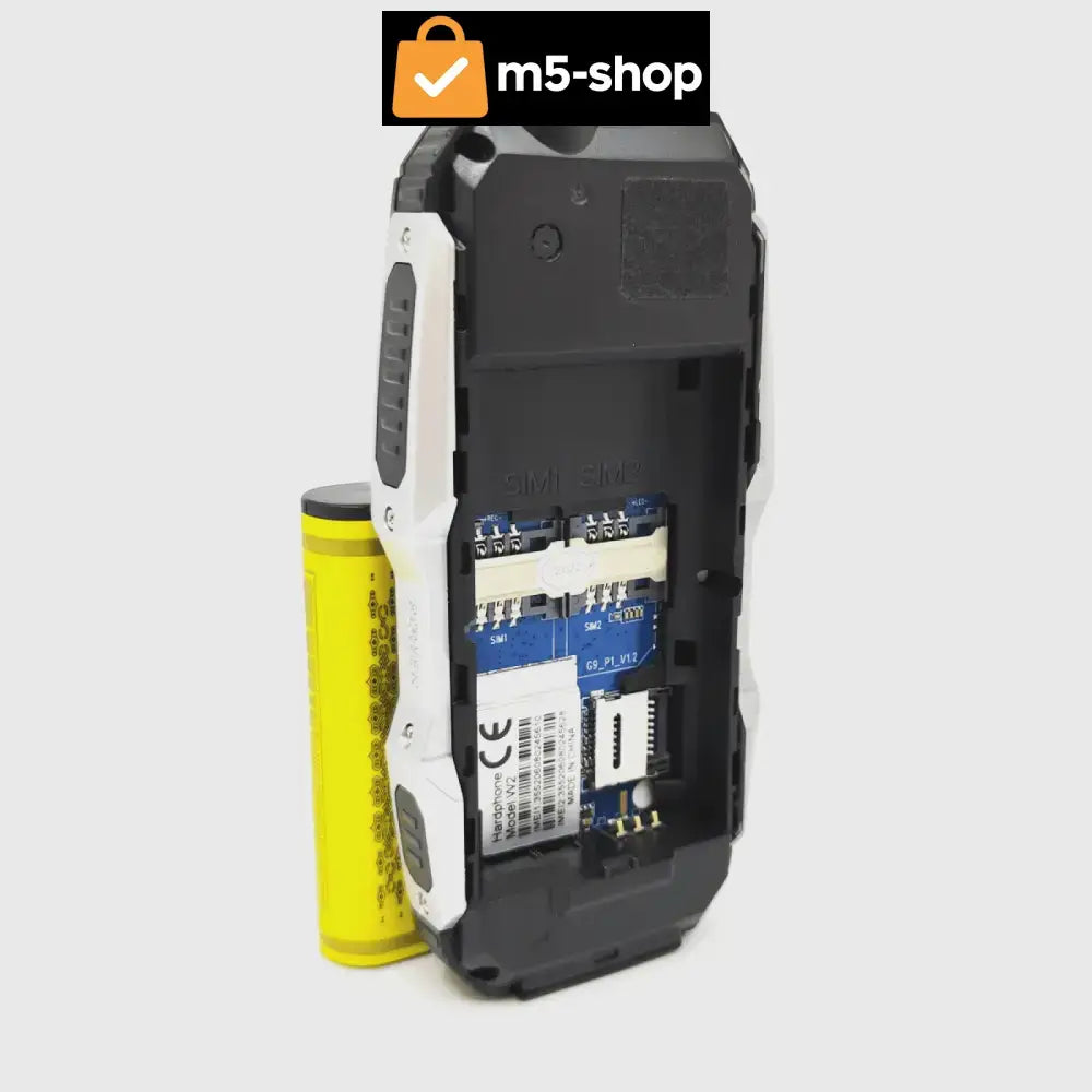 GSM TELEFON ZA EKSTREMNE USLOVE Alat